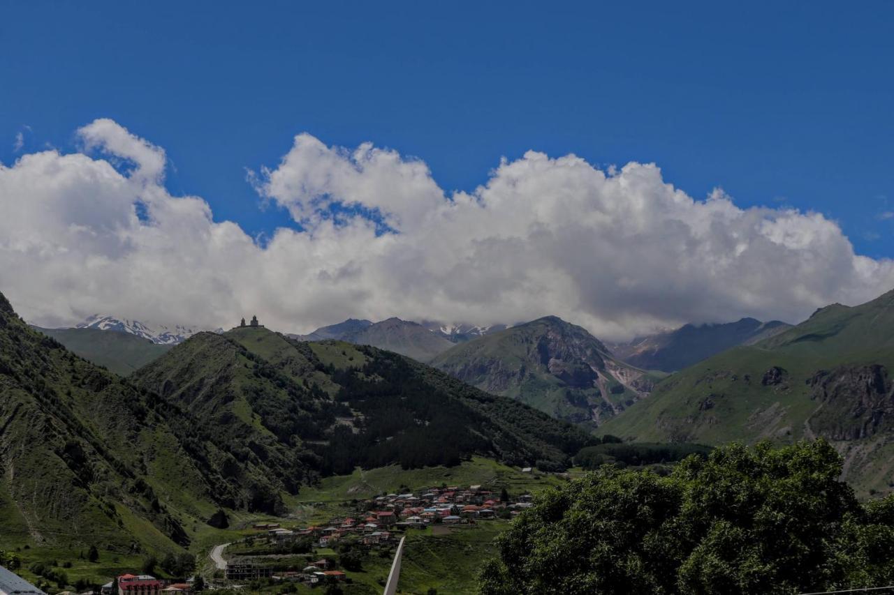 Hotel Nestt Kazbegi Esterno foto