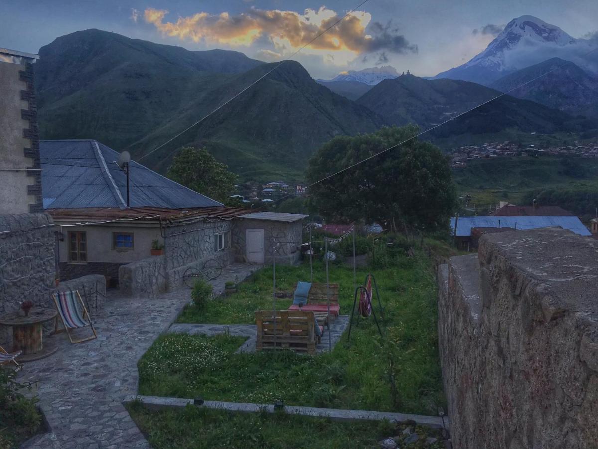 Hotel Nestt Kazbegi Esterno foto
